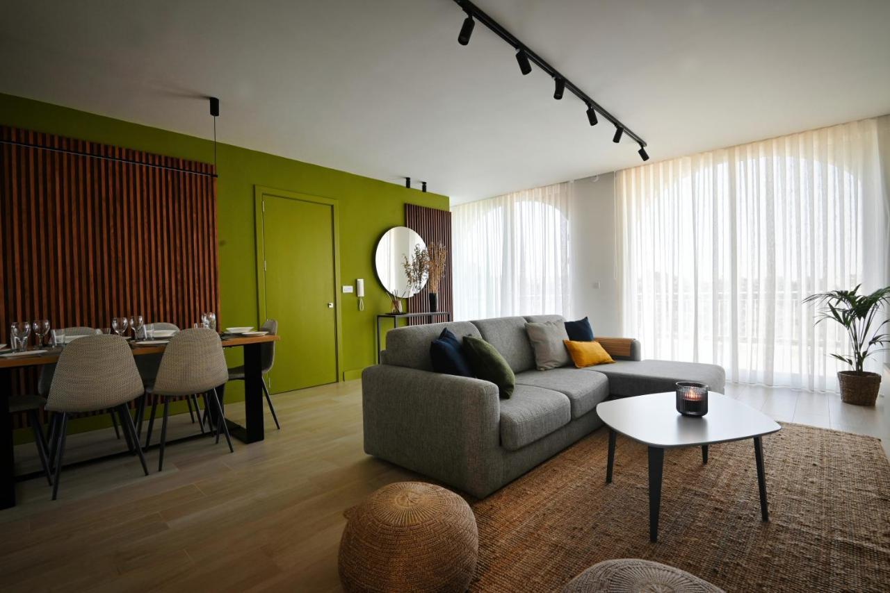 Cliff Edge Apartment In Шаара Екстер'єр фото